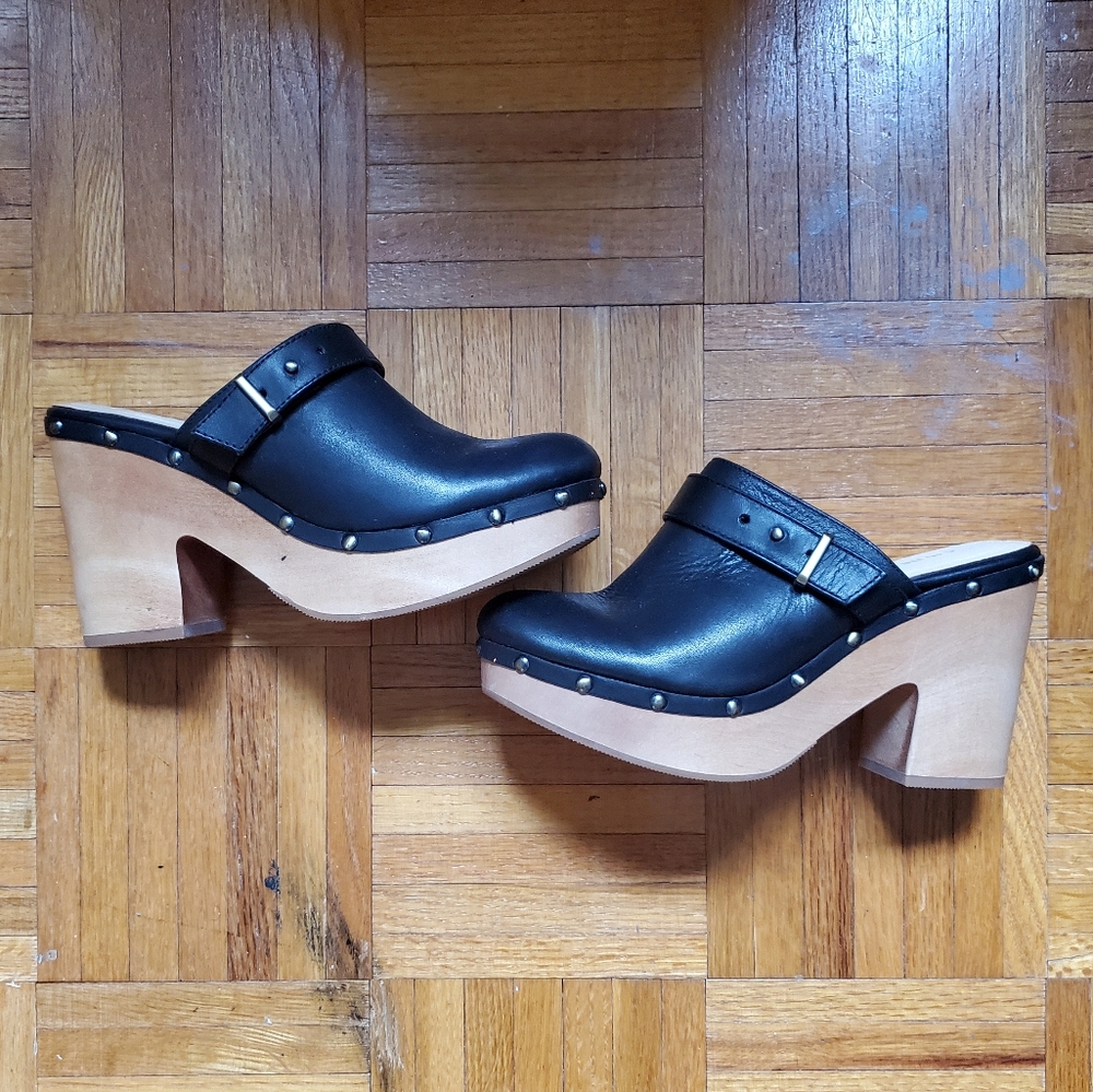 Black Clogs